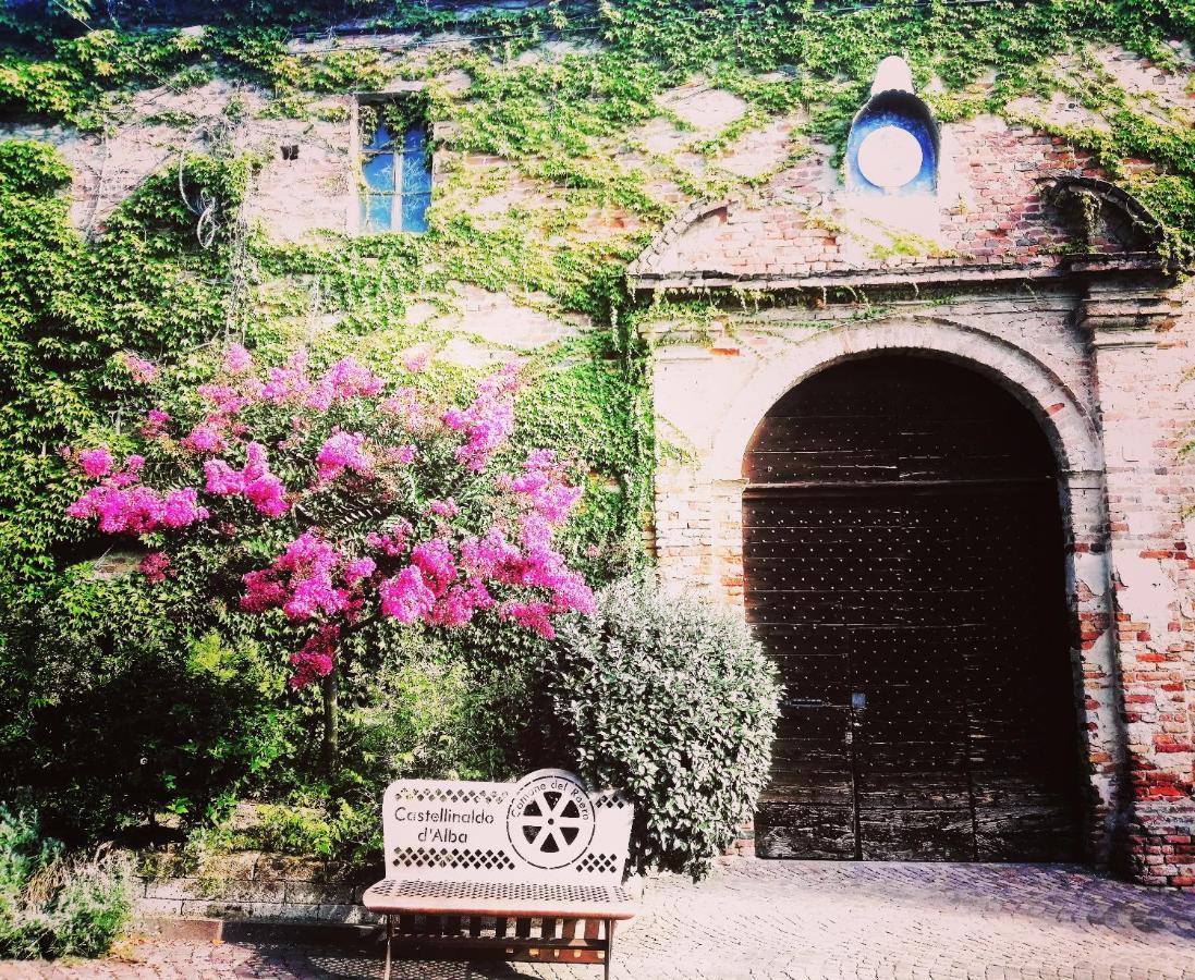 Teresa Al Belvedere Rooms&Holidayapartments Camere&Appartamenti Castellinaldo Екстериор снимка