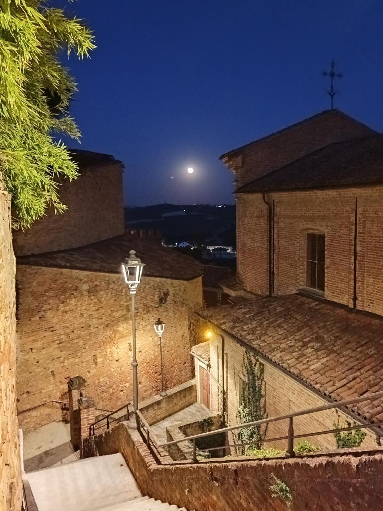 Teresa Al Belvedere Rooms&Holidayapartments Camere&Appartamenti Castellinaldo Екстериор снимка