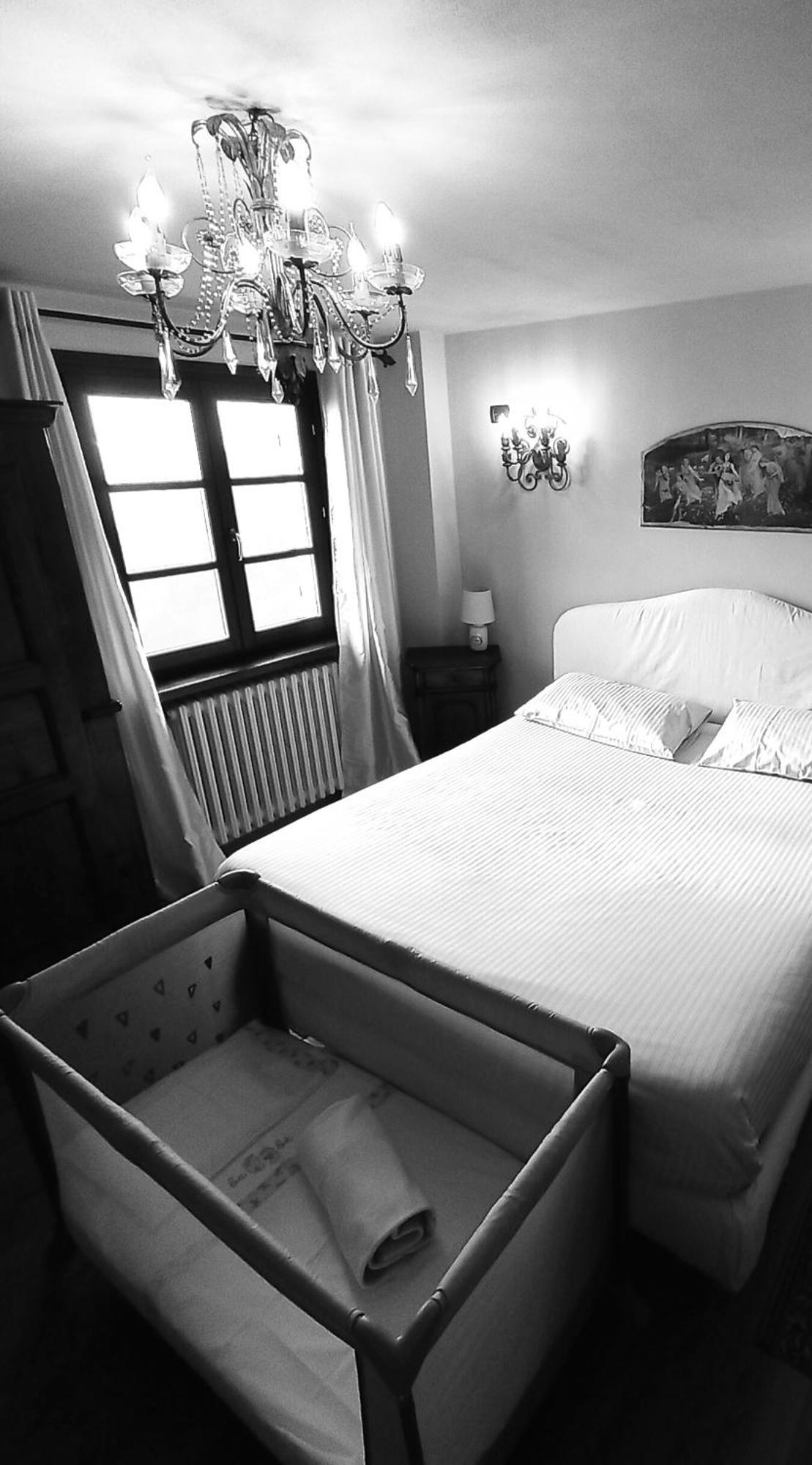 Teresa Al Belvedere Rooms&Holidayapartments Camere&Appartamenti Castellinaldo Екстериор снимка